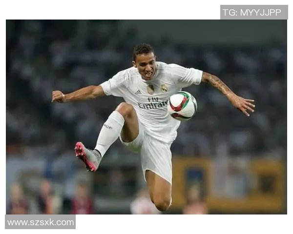 达尼洛的足球之路：从青涩少年到顶级球星的成长历程与心路历程