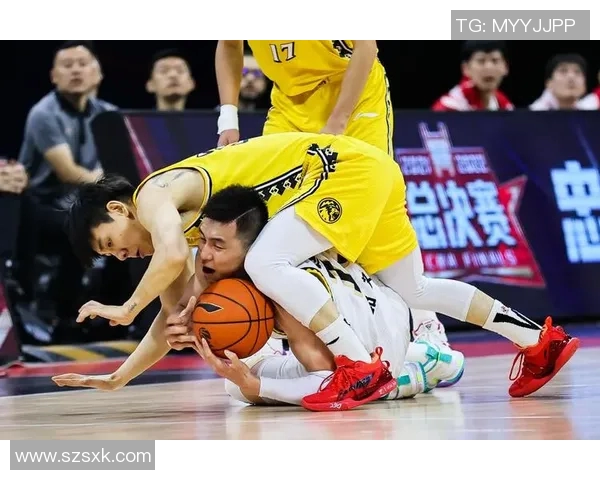 辽宁队主场大胜广厦队，豪取联赛前三