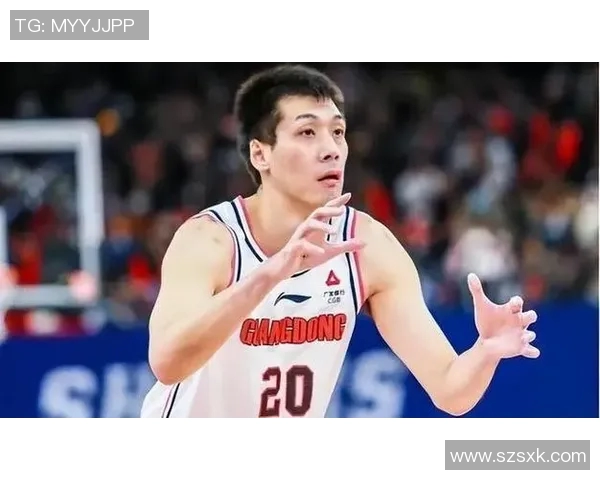 任骏飞领衔广东男篮奋战新赛季展现实力与团队精神的决心与信念 任骏飞领衔广东男篮奋战新赛季展现实力与团队精神的决心与信念