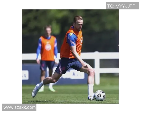 凯恩的传奇之路：从草根球员到世界足球巨星的成长故事