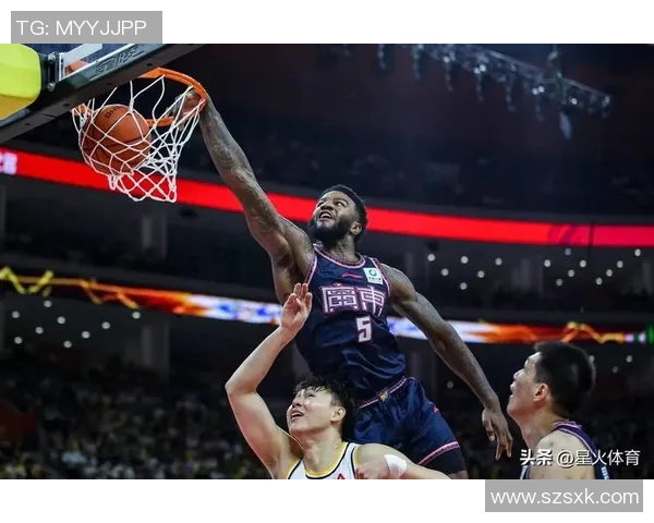 2017年CBA精彩对决回顾山东队与广东队的巅峰对抗录像分析